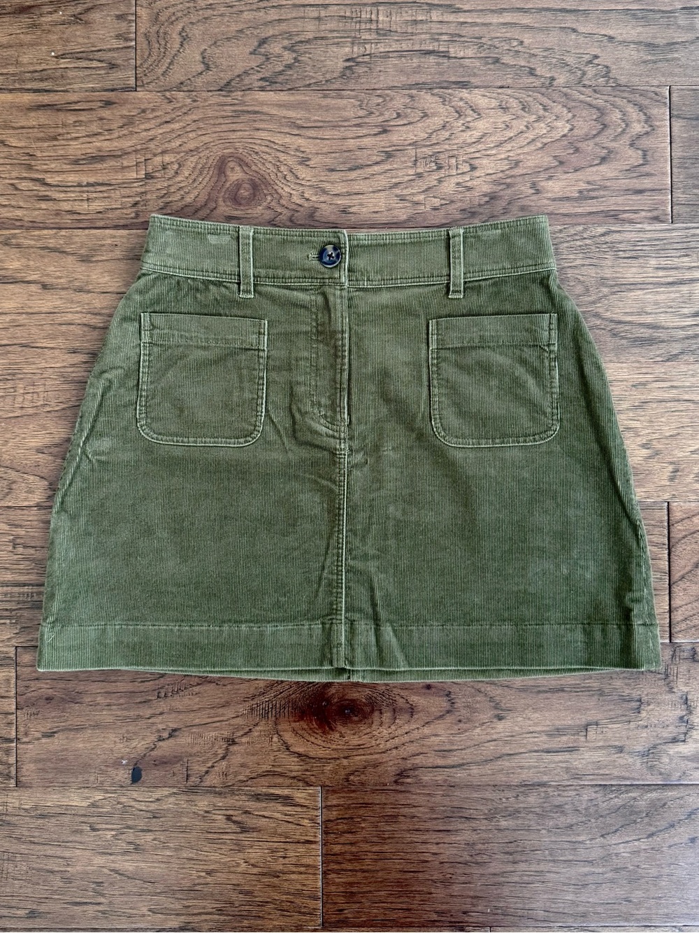 EUC Boden Estella Corduroy Skirt in Oregano Olive Green Size Small Petite